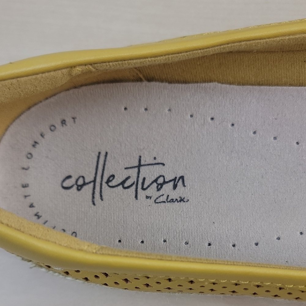 Clarks Mustard Perforated Flats - Picture 2 of 12